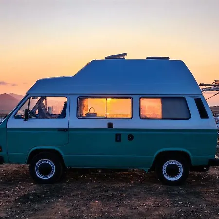 Camelvans Lanzarote California Volkswagen T3 אתר קמפינג *