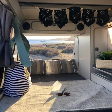 Camelvans Lanzarote California Volkswagen T3 אתר קמפינג