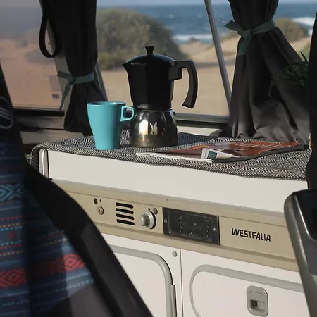 אתר קמפינג Camelvans Lanzarote California Volkswagen T3 פאמארה