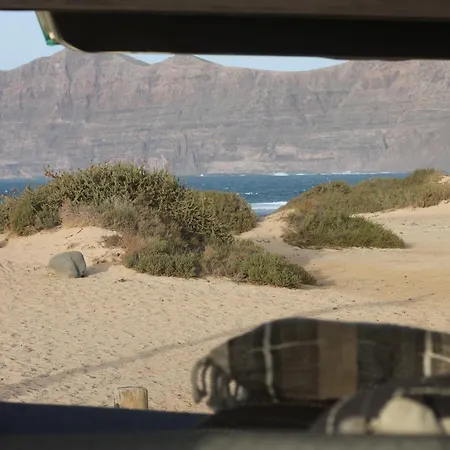 Camelvans Lanzarote California Volkswagen T3 פאמארה