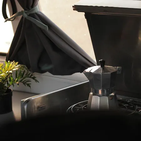 キャンプ場 Camelvans Lanzarote California Volkswagen T3 カレタ・デ・ファマラ